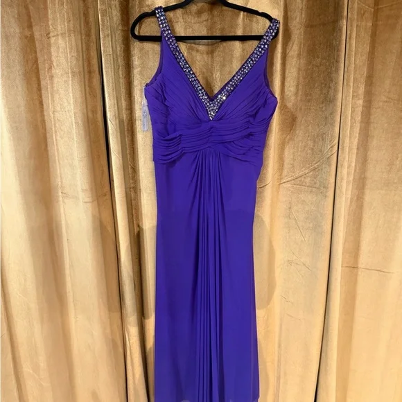 La Femme Purple Ruched Embellished Prom Gown - Picture 2 of 4